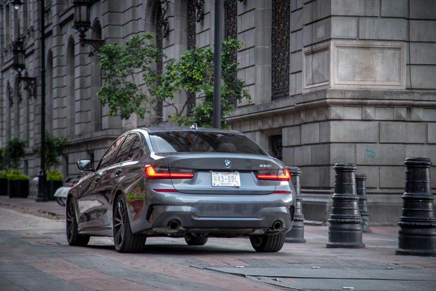  BMW 330i M Sport (G20) 2019 года  (MX) (фото 10 из 18)